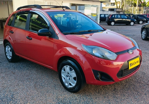 Ford Fiesta 2013 Vermelho — foto 1 de 3