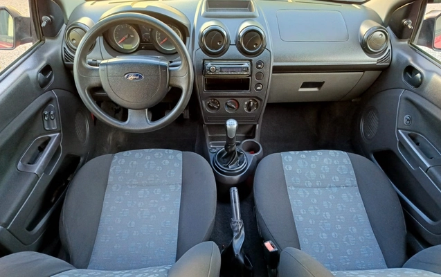 imagem-https://www.socarrao.com.br/sc-vehicle-images-prod/3893819/1789605814728-ZWI3YjFlMjktYjhmOS00YTE4LWFhN2UtNmY1NDc0NDljYTI3LmpwZw.jpg