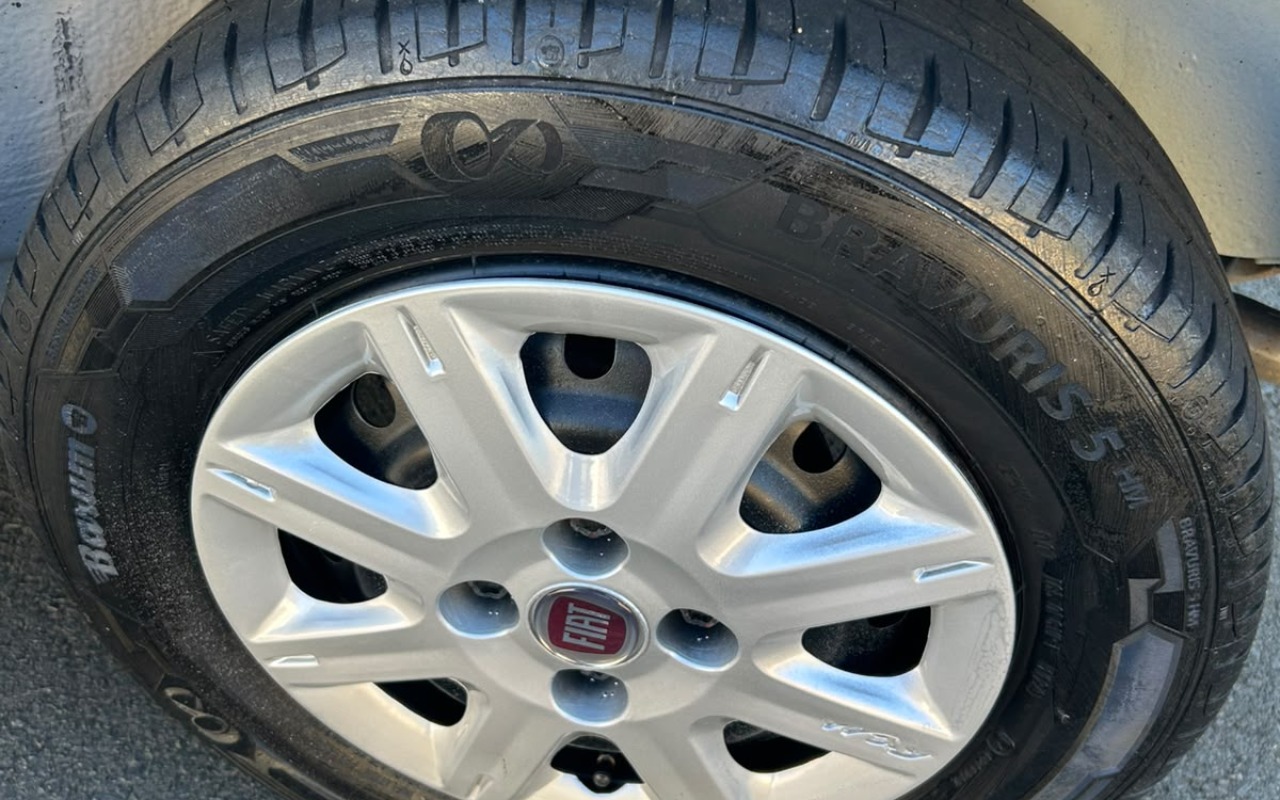 imagem-https://www.socarrao.com.br/sc-vehicle-images-prod/3895169/1789609073693-V2hhdHNBcHAgSW1hZ2UgMjAyNi0wOS0xNiBhdCAxNi4yNi4yOCAoMSkuanBlZw.jpeg
