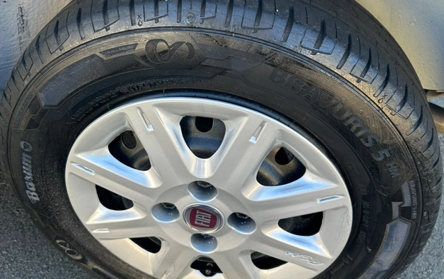 imagem-https://www.socarrao.com.br/sc-vehicle-images-prod/3895169/1789609073693-V2hhdHNBcHAgSW1hZ2UgMjAyNi0wOS0xNiBhdCAxNi4yNi4yOCAoMSkuanBlZw.jpeg
