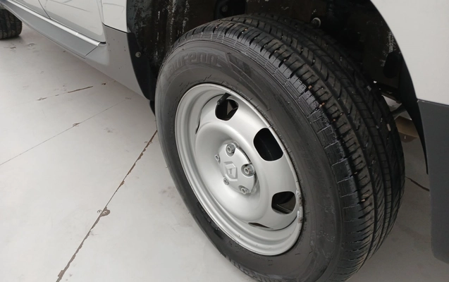 imagem-https://www.socarrao.com.br/sc-vehicle-images-prod/3898012/1789618124502-1_042747.jpg