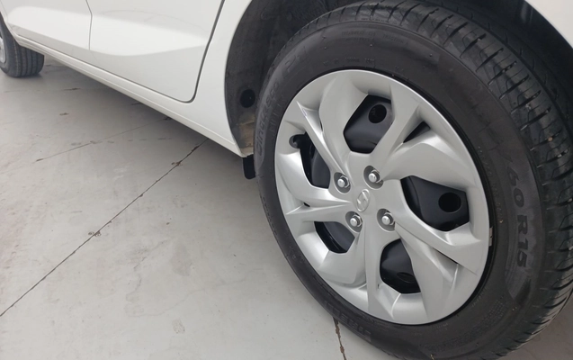 imagem-https://www.socarrao.com.br/sc-vehicle-images-prod/3898182/1789619785723-2_033158.jpg