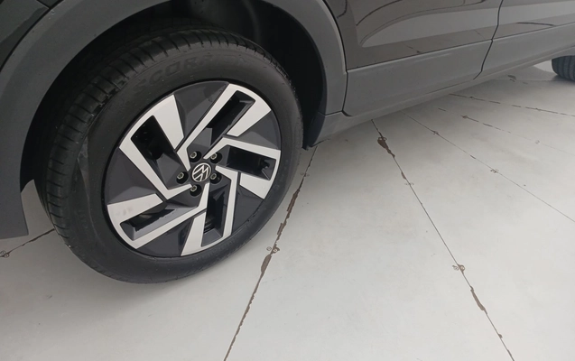 imagem-https://www.socarrao.com.br/sc-vehicle-images-prod/3898191/1789619796968-1_013932.jpg