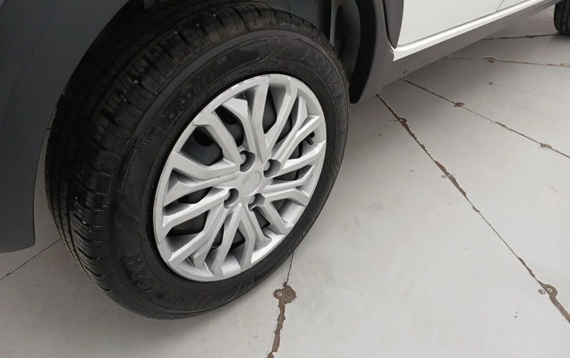 imagem-https://www.socarrao.com.br/sc-vehicle-images-prod/3898576/1789620419429-1_023132.jpg