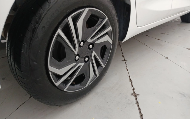 imagem-https://www.socarrao.com.br/sc-vehicle-images-prod/3899634/1789621364197-1_073036.jpg