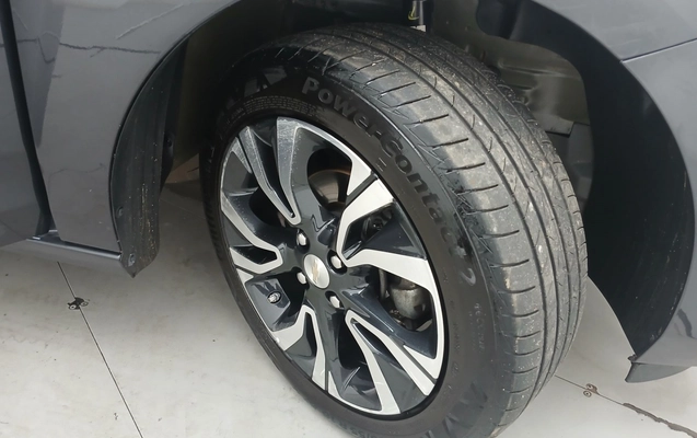 imagem-https://www.socarrao.com.br/sc-vehicle-images-prod/3899649/1789621385336-1_105158.jpg