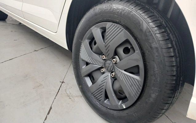 imagem-https://www.socarrao.com.br/sc-vehicle-images-prod/3899727/1789621487521-1_014958.jpg