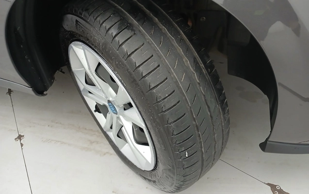 imagem-https://www.socarrao.com.br/sc-vehicle-images-prod/3899740/1789621505314-1_103653.jpg
