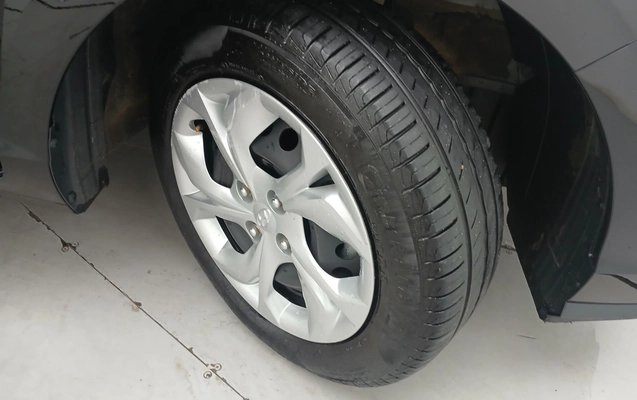 imagem-https://www.socarrao.com.br/sc-vehicle-images-prod/3899749/1789621514389-1_102819.jpg