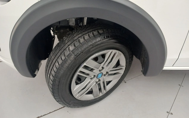 imagem-https://www.socarrao.com.br/sc-vehicle-images-prod/3899761/1789621533533-1_024159.jpg