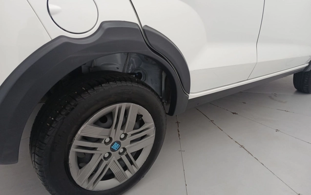 imagem-https://www.socarrao.com.br/sc-vehicle-images-prod/3899761/1789621533537-2_024200.jpg