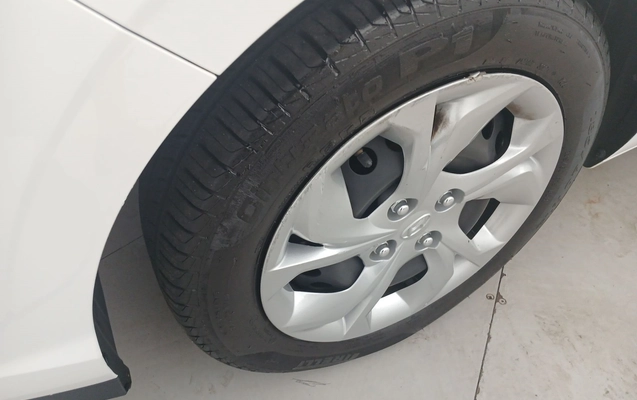 imagem-https://www.socarrao.com.br/sc-vehicle-images-prod/3899834/1789621591159-2_011847.jpg