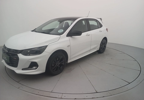 Chevrolet Onix 2025 Branco — foto 1 de 3