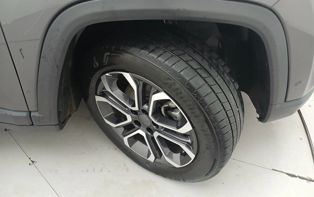 imagem-https://www.socarrao.com.br/sc-vehicle-images-prod/3900005/1789621689643-1_051914.jpg