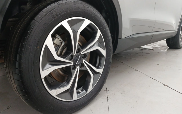 imagem-https://www.socarrao.com.br/sc-vehicle-images-prod/3900022/1789621700594-1_123729.jpg