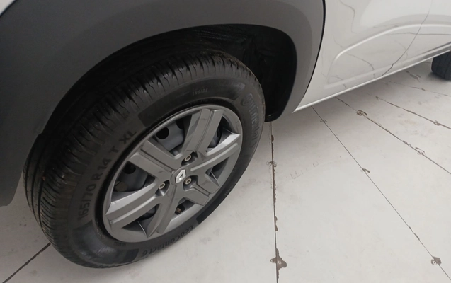 imagem-https://www.socarrao.com.br/sc-vehicle-images-prod/3900325/1789622439488-1_111145.jpg