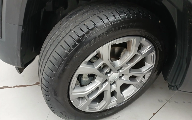 imagem-https://www.socarrao.com.br/sc-vehicle-images-prod/3900463/1789622561299-1_112547.jpg