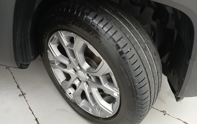 imagem-https://www.socarrao.com.br/sc-vehicle-images-prod/3900463/1789622561302-1_112549.jpg