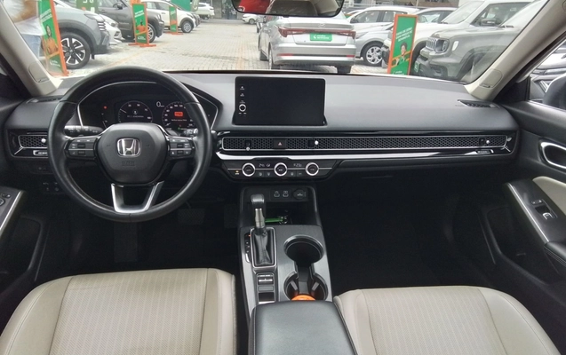 imagem-https://www.socarrao.com.br/sc-vehicle-images-prod/3900619/1789622716990-2_024737.jpg