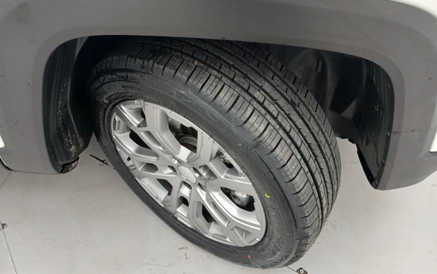 imagem-https://www.socarrao.com.br/sc-vehicle-images-prod/3901214/1789624421278-1_070307.jpg