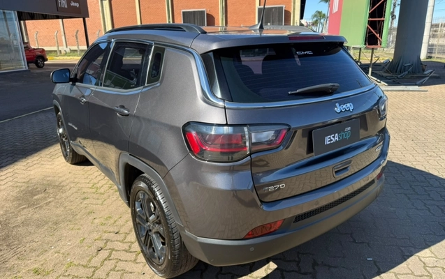imagem-https://www.socarrao.com.br/sc-vehicle-images-prod/3905466/1789674408334-QcJvF4nGabv70s5jGwoPwar1IiYFGxWv.jpg