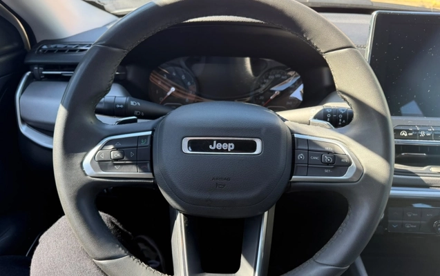imagem-https://www.socarrao.com.br/sc-vehicle-images-prod/3905468/1789645204803-yMq2OYs1AqSrV8YDWYdIINcG4bNWrkLI.jpg