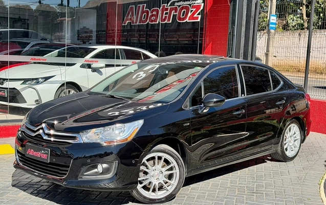 imagem-https://www.socarrao.com.br/sc-vehicle-images-prod/3905471/1789645420259-1_020708.jpg