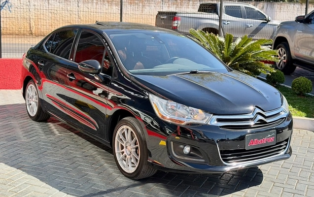 imagem-https://www.socarrao.com.br/sc-vehicle-images-prod/3905471/1789645420264-9_020708.jpg