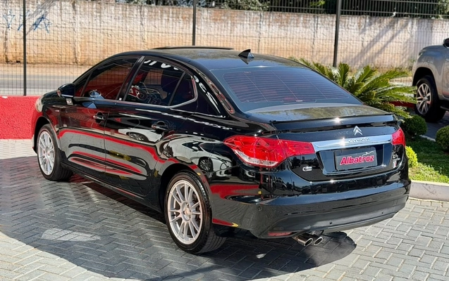 imagem-https://www.socarrao.com.br/sc-vehicle-images-prod/3905471/1789645420270-6_020708.jpg
