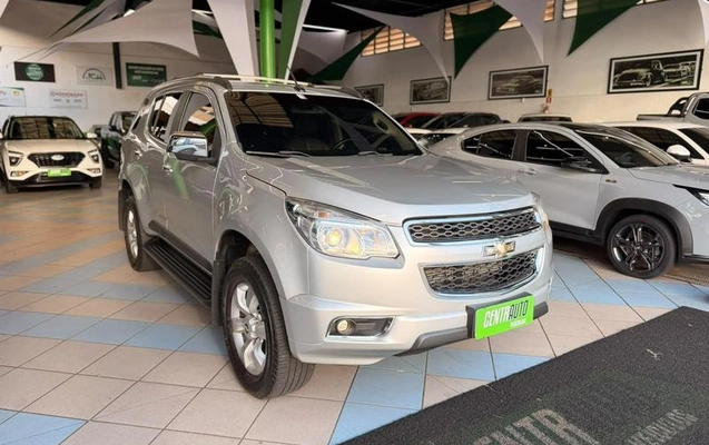 imagem-https://www.socarrao.com.br/sc-vehicle-images-prod/3905478/1789670377832-8474140_8_B_f8fd35665b.jpeg