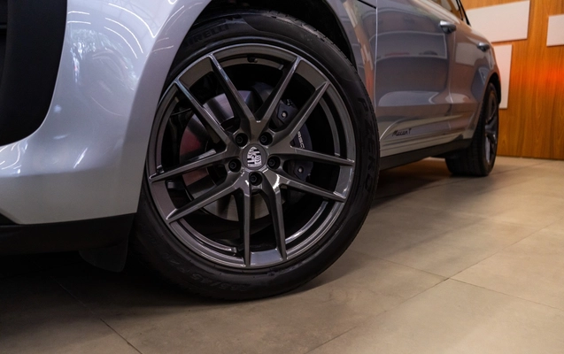 imagem-https://www.socarrao.com.br/sc-vehicle-images-prod/3905479/1789645723974-7_040023.jpg