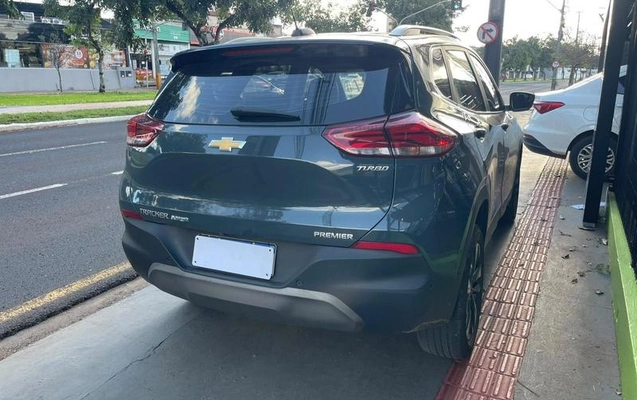 imagem-https://www.socarrao.com.br/sc-vehicle-images-prod/3905485/1789646108503-8484721_4_B_8a0b4b3906.jpeg