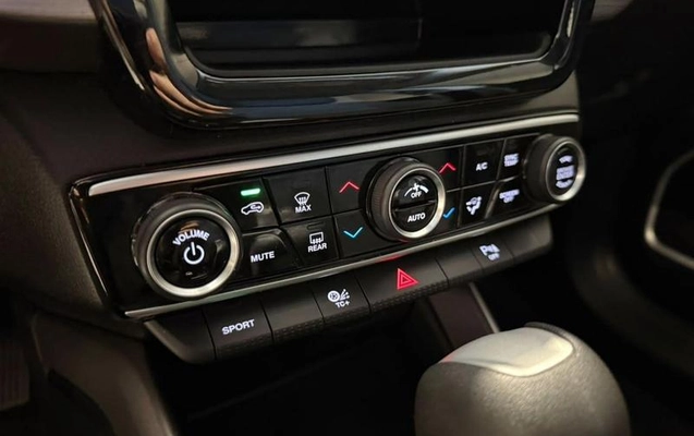 imagem-https://www.socarrao.com.br/sc-vehicle-images-prod/3905488/1789660007996-8466506_18_B_874086b44b.jpeg