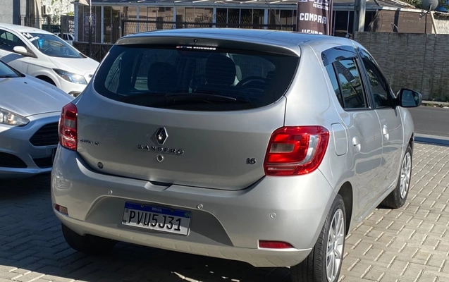 imagem-https://www.socarrao.com.br/sc-vehicle-images-prod/3905490/1789646291758-V2hhdHNBcHAgSW1hZ2UgMjAyNi0wOS0xNyBhdCAwOC4zNC41NyAoMikuanBlZw.jpeg