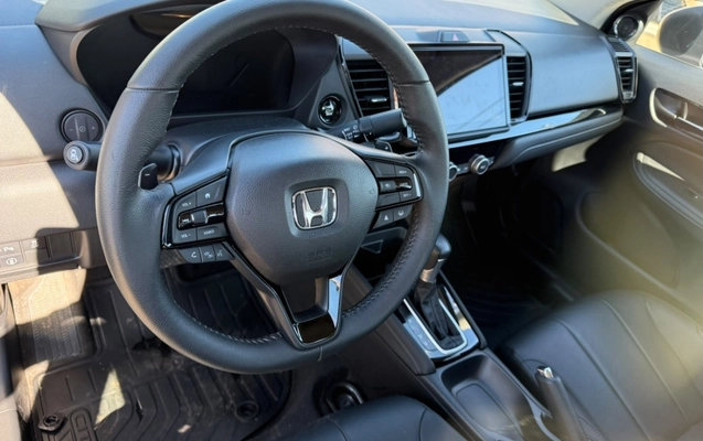 imagem-https://www.socarrao.com.br/sc-vehicle-images-prod/3905491/1789646372022-IkNt7nvhFBzc0QyM8wV2uqIcL8nnesXa.jpg