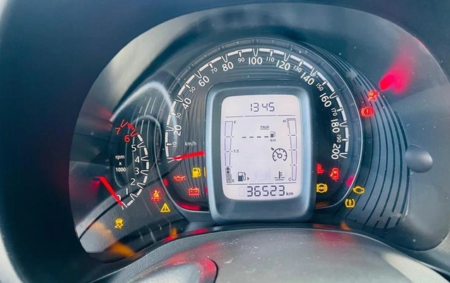imagem-https://www.socarrao.com.br/sc-vehicle-images-prod/3905911/1789647961804-8473738_8_B_f7bffb4f9f.jpeg