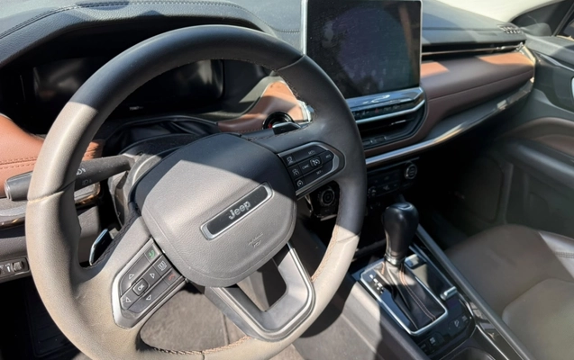 imagem-https://www.socarrao.com.br/sc-vehicle-images-prod/3905924/1789648023765-db1UsbF3GYVmKQAlJv9CnZicl3TyGG71.jpg