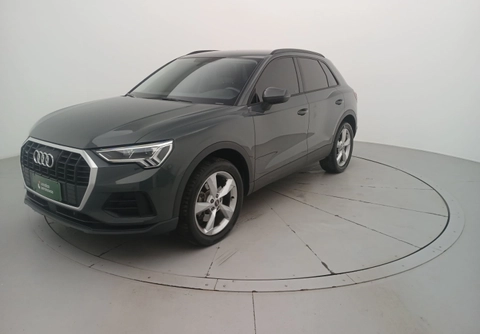 Audi RS Q3 2025 Cinza — foto 1 de 3