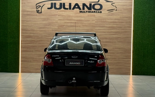 imagem-https://www.socarrao.com.br/sc-vehicle-images-prod/3906105/1789648400186-9w1Vhkzxgmfnu9y8aO6ftSdb69dITAUA.jpg