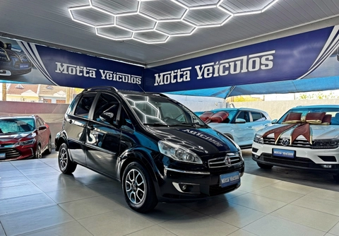 Fiat Idea 2015 Preto — foto 1 de 3