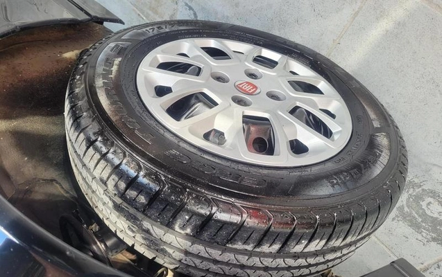 imagem-https://www.socarrao.com.br/sc-vehicle-images-prod/3906213/1789648687067-8454196_10_B_baef78c45f.jpeg