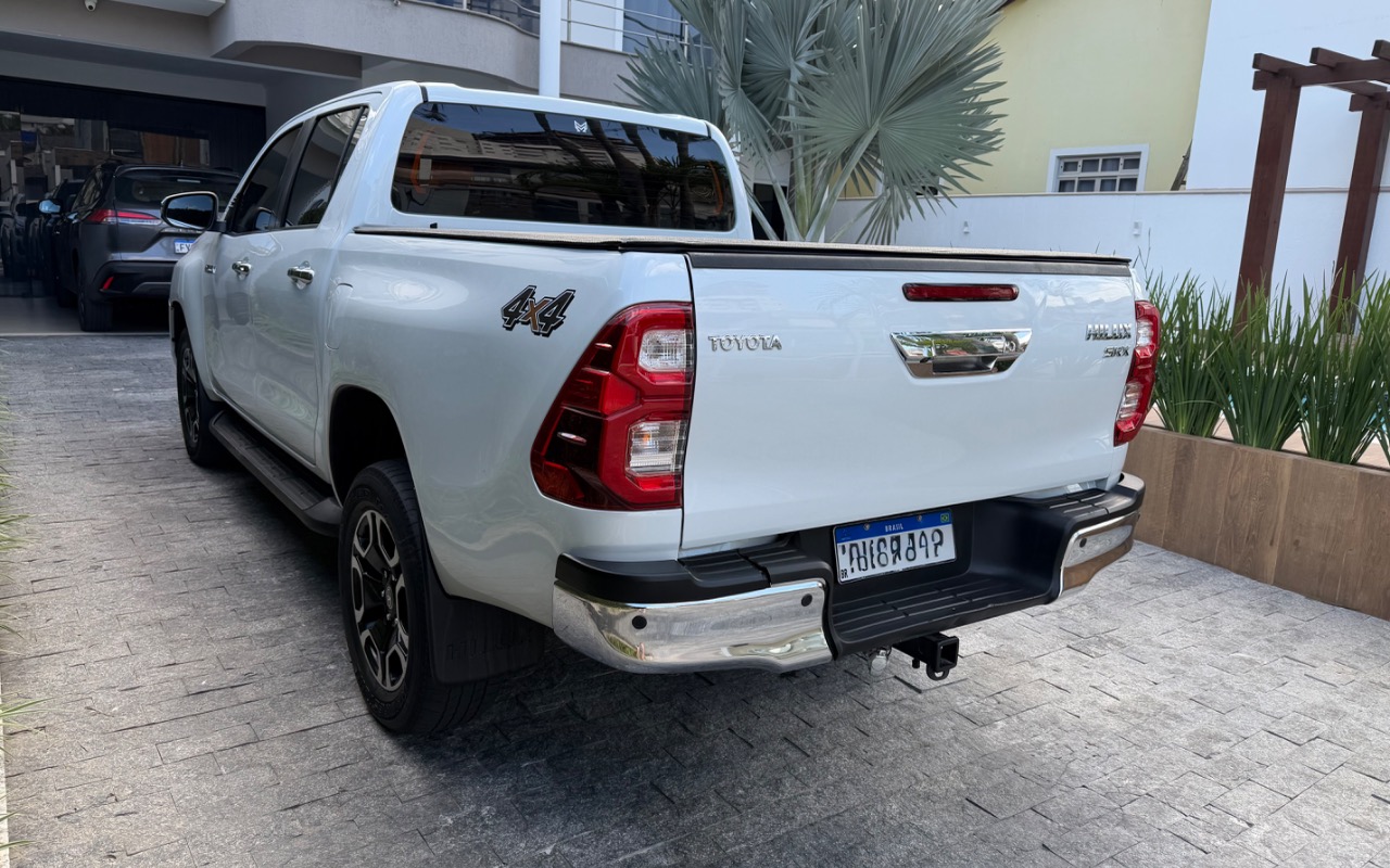 imagem-https://www.socarrao.com.br/sc-vehicle-images-prod/3906231/1789649160446-SU1HXzA2MjMuanBlZw.jpeg
