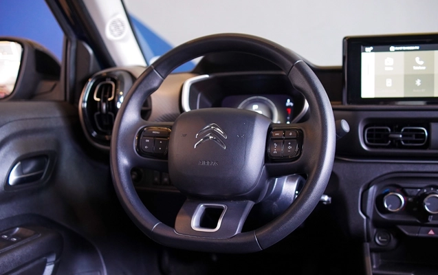 imagem-https://www.socarrao.com.br/sc-vehicle-images-prod/3906233/1789648727780-0e364d24-56a6-4acc-9bfd-4ee26fa7b0b1.jpg