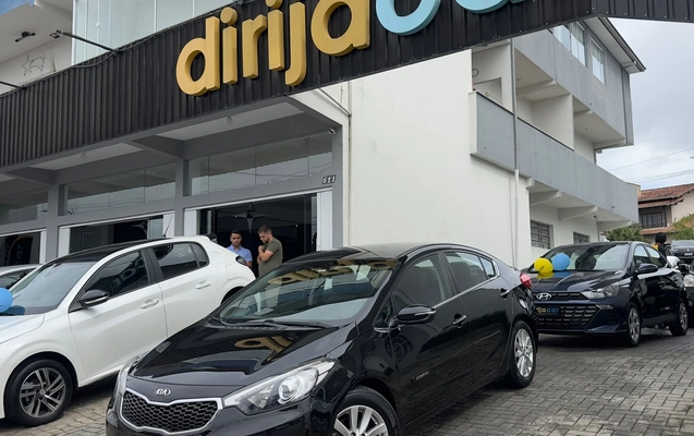 imagem-https://www.socarrao.com.br/sc-vehicle-images-prod/3906332/1789648920726-13c358d6-4f86-4cfa-aa1e-ef49ba8f190c.jpeg