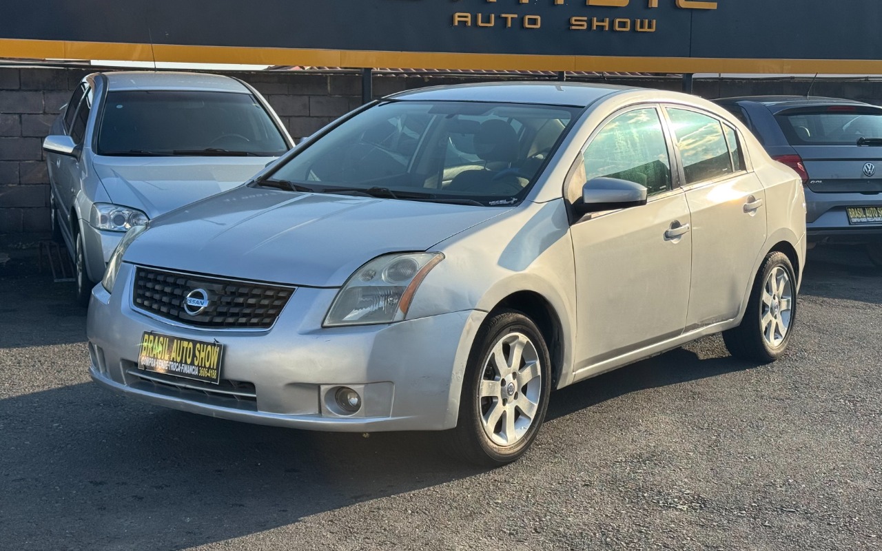 Nissan Sentra 2008 Prata — foto 1 de 3