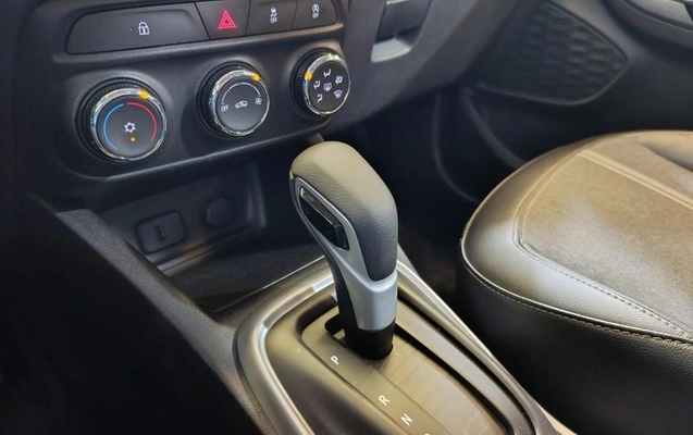 imagem-https://www.socarrao.com.br/sc-vehicle-images-prod/3906390/1789649066866-8485033_19_B_88abd9548b.jpeg