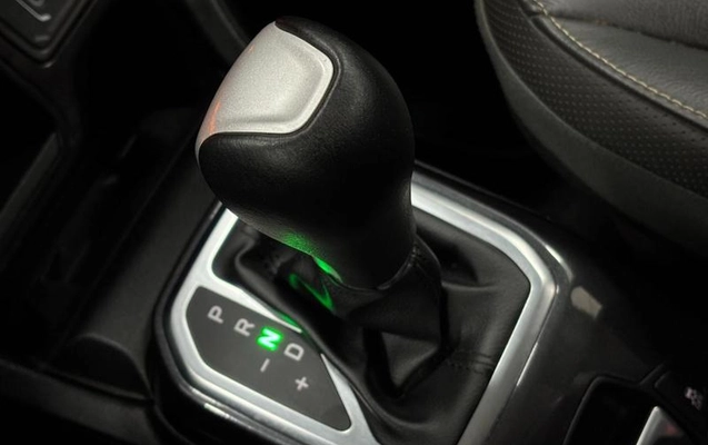 imagem-https://www.socarrao.com.br/sc-vehicle-images-prod/3906567/1789649379618-7232993_2_B_9c7b457e68.jpeg