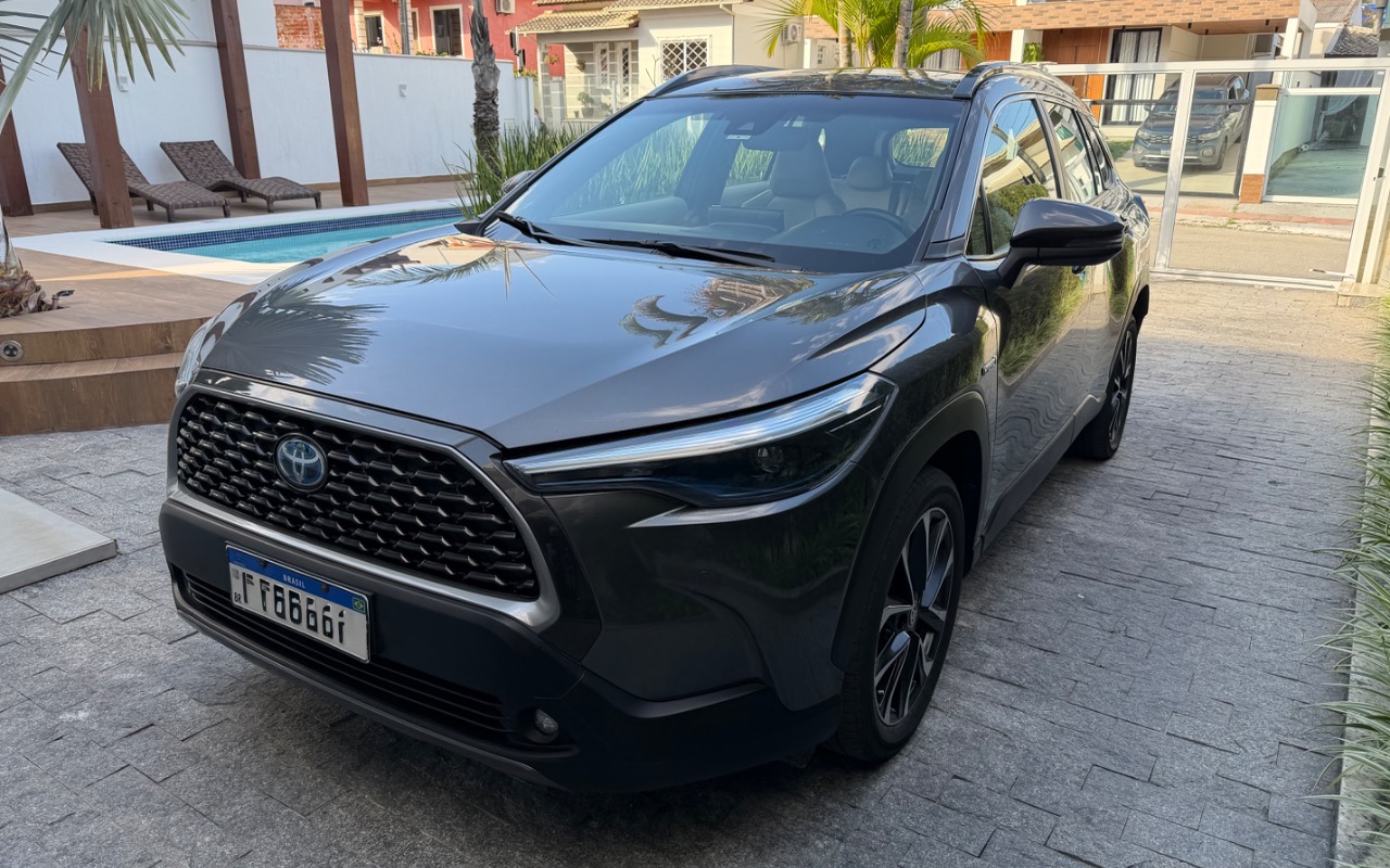 Toyota Corolla Cross 2022 Cinza — foto 1 de 3