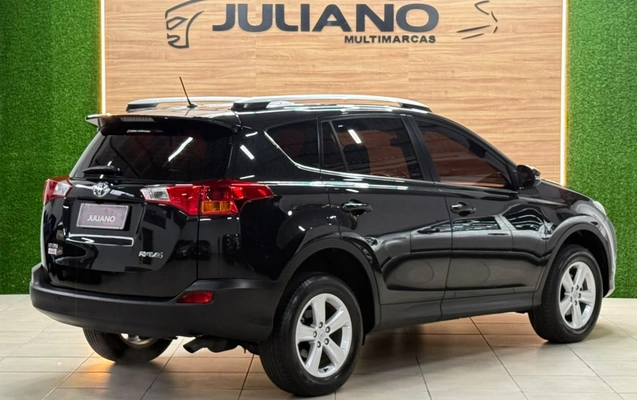 imagem-https://www.socarrao.com.br/sc-vehicle-images-prod/3906644/1789649463650-eD03pBYrrZaC24ZDEXaD7RilIO8corkY.jpg