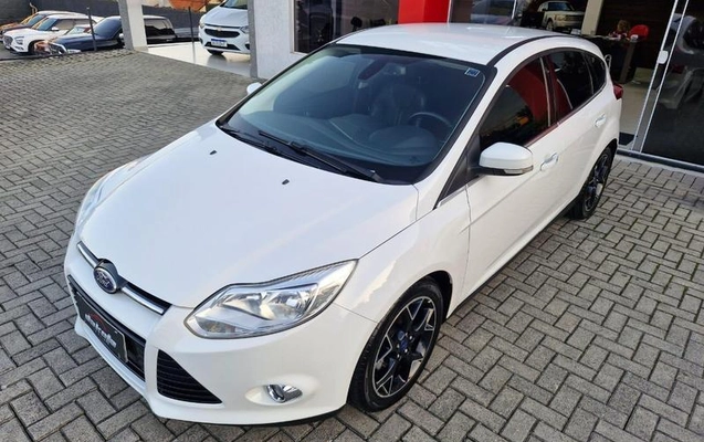 imagem-https://www.socarrao.com.br/sc-vehicle-images-prod/3906838/1789650597159-8479371_6_B_426f8d7737.jpeg